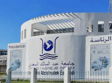 من الكتابي إلى دراسة الملفات.. كلية الحقوق بتطوان تخرج عن صمتها وتفند “فضيحة” ماستر الزمن الميسر (وثيقة)